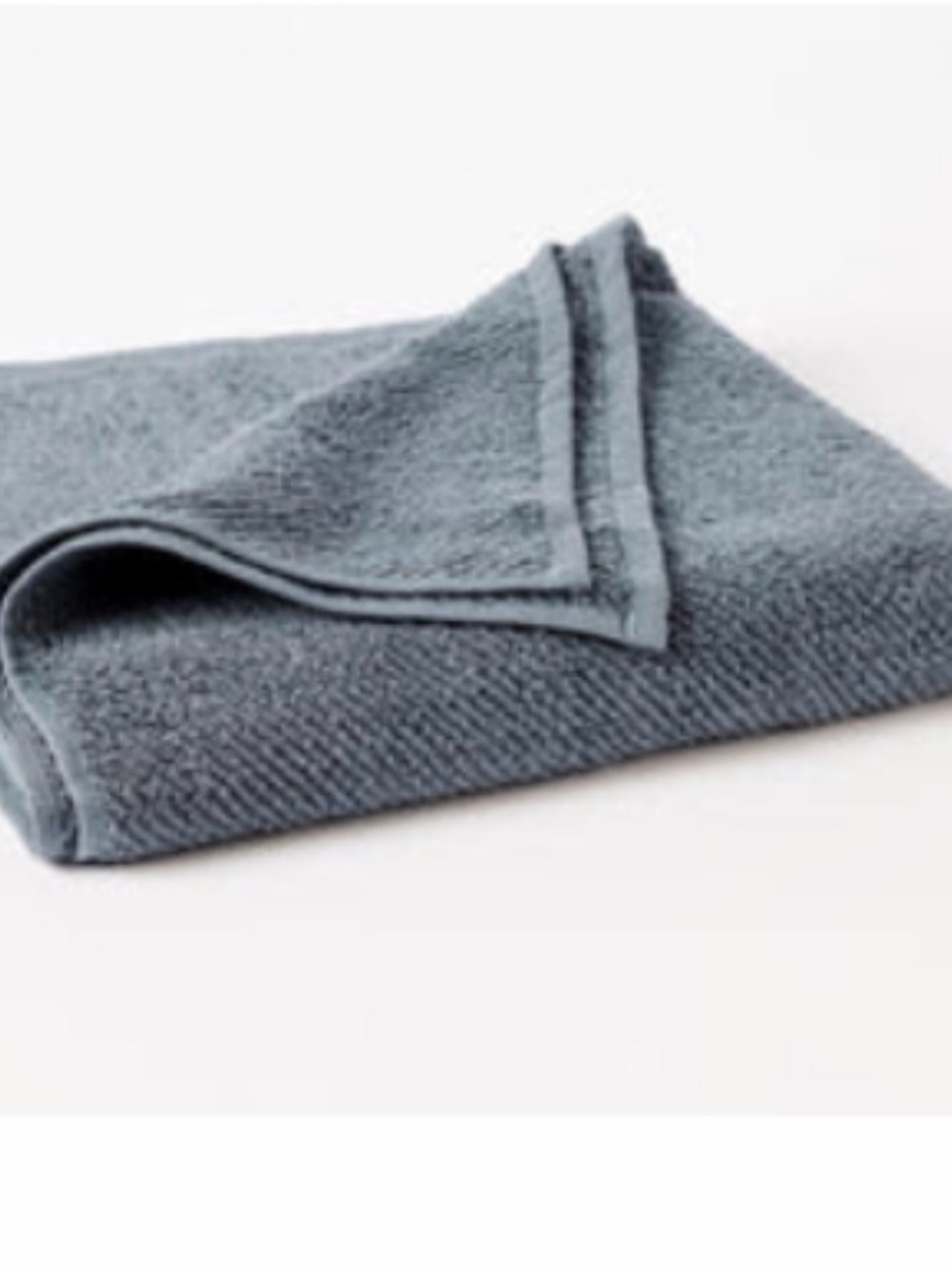 Coyuchi Light Blue Air Weight Organic Towels. Two bath sheets in Gulf dark blue